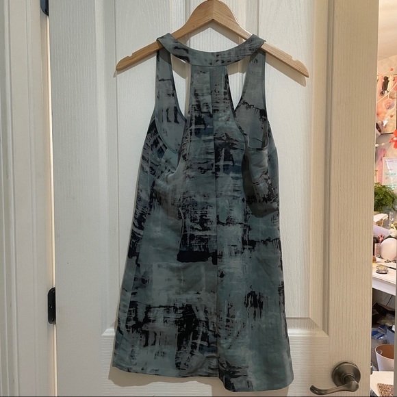 Uo Silence + Noise Tunic Tank Top Green Black Abstract Size XS Summer blouse - Picture 5 of 7